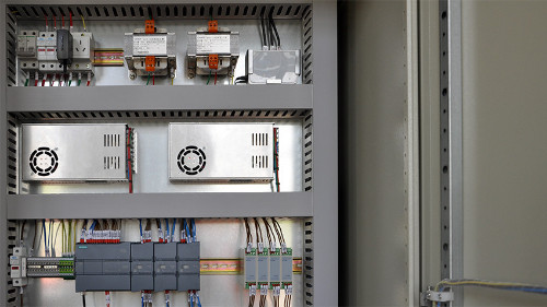 空调系统PLC电气控制柜6