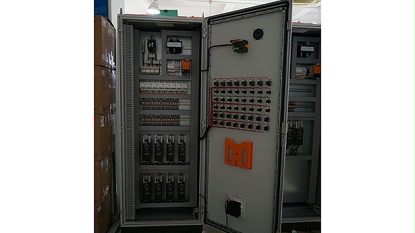 制药行业MCC电气PLC控制柜-2